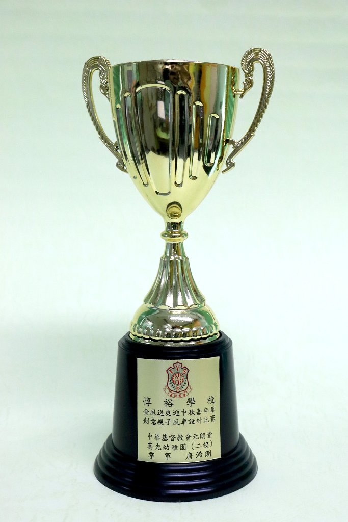 ad05 01img.jpg
